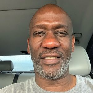 Meet your Posher, Derek